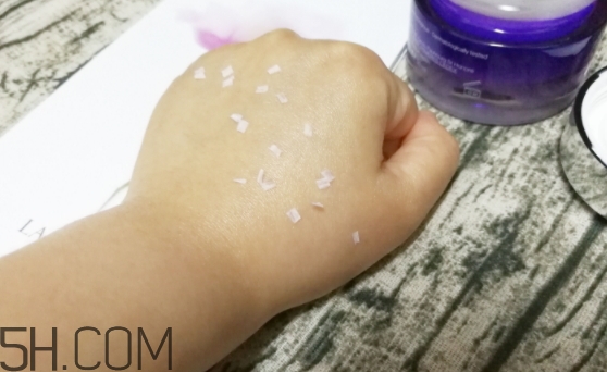 蘭蔻晚霜適合什么膚質(zhì)？蘭蔻晚霜適合敏感肌嗎？