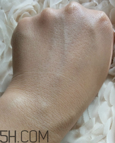 蘭蔻柔皙隔離乳怎么樣_蘭蔻柔皙隔離乳好用嗎 蘭蔻柔皙隔離乳怎么樣_蘭蔻柔皙隔離乳好用嗎