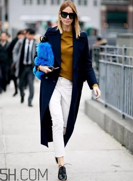 毛呢大衣搭配什么鞋子？毛呢大衣搭配鞋子圖片