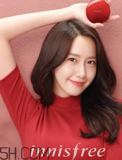 悅詩(shī)風(fēng)吟石榴氣墊多少錢(qián)？悅詩(shī)風(fēng)吟石榴氣墊專柜價(jià)