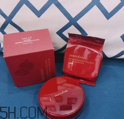 悅詩(shī)風(fēng)吟石榴氣墊多少錢(qián)？悅詩(shī)風(fēng)吟石榴氣墊專柜價(jià)