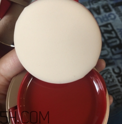 悅詩風(fēng)吟石榴氣墊怎么用？悅詩風(fēng)吟石榴氣墊用法