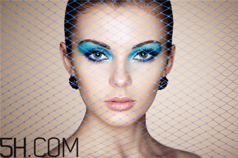 烤瓷牙掉了還能粘上嗎？烤瓷牙掉了如何修補(bǔ)？