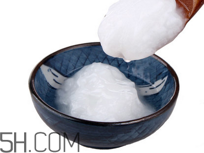 護發(fā)精油需要洗嗎？椰子油護發(fā)怎么用？