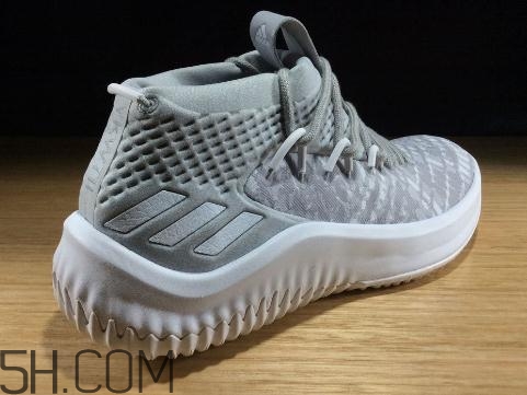 adidas dame 4利拉德母校配色實(shí)物什么樣？