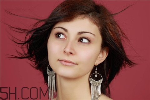 烤瓷牙多大可以做？烤瓷牙多少年要換？