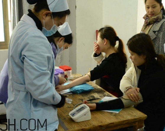 公司體檢都檢查什么項(xiàng)目？一年中最佳體檢時(shí)間是什么時(shí)候