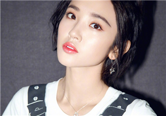 烤瓷牙為什么會出臭味？烤瓷牙為什么那么貴？