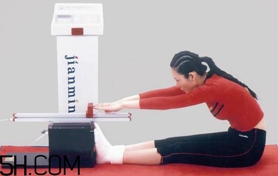 坐位體前屈是什么？坐位體前屈高效訓練方法