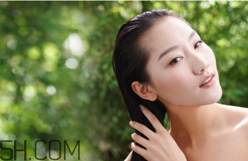 護發(fā)素和護發(fā)精油的區(qū)別？孕婦能使用護發(fā)素嗎？