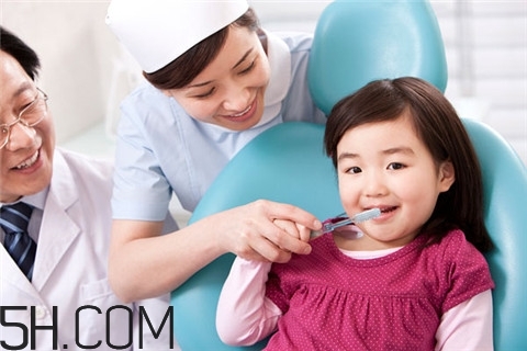 胃潰瘍會(huì)吐血嗎？胃潰瘍會(huì)疼嗎？