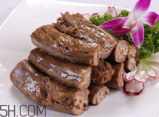 絕味鴨脖是哪里的？純味鴨脖與絕味鴨脖有什么區(qū)別