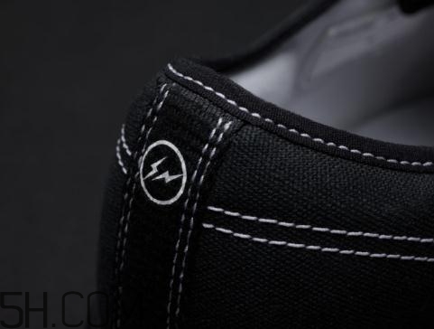 fragment design藤原浩匡威聯(lián)名開口笑多少錢_在哪買？