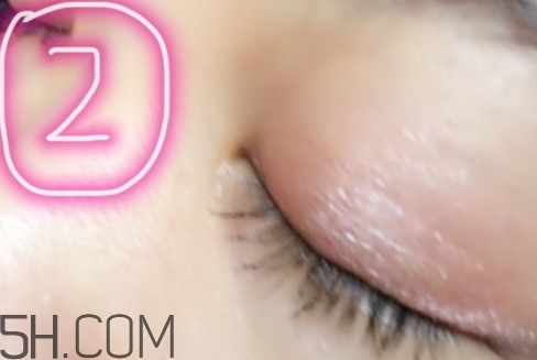 眼影可以當(dāng)眉粉嗎？眼影和眉粉有什么區(qū)別