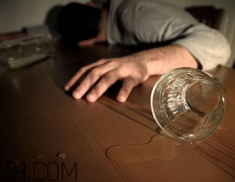 酒精肝可以性生活嗎？酒精肝影響性功能嗎？