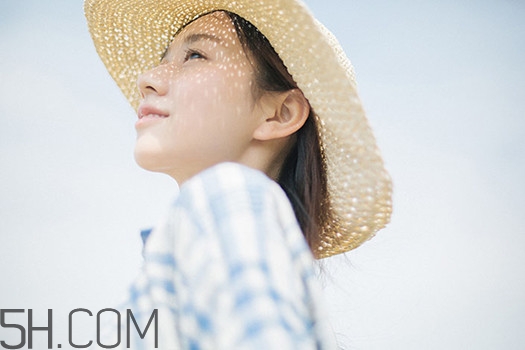 洗發(fā)水過(guò)敏的癥狀是什么？頭發(fā)毛躁怎么變得柔順光滑？