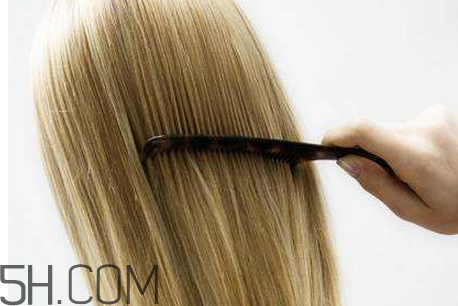 洗發(fā)水是酸性好還是堿性好？防止脫發(fā)的方法