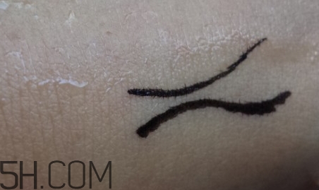 卡姿蘭眼線筆不出水怎么回事？卡姿蘭眼線筆不出水怎么辦