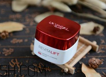 歐萊雅復(fù)顏抗皺日霜好不好？歐萊雅復(fù)顏抗皺日霜怎么樣？