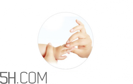 艾維諾身體乳怎么樣 艾維諾身體乳怎么用 艾維諾身體乳怎么樣 艾維諾身體乳怎么用