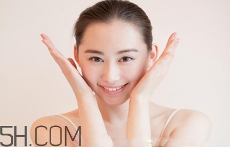 艾維諾身體乳怎么樣 艾維諾身體乳怎么用 艾維諾身體乳怎么樣 艾維諾身體乳怎么用