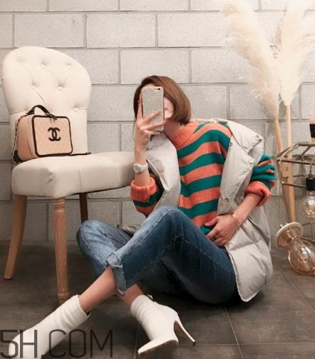 羽絨馬甲怎么搭配好看？羽絨馬甲搭配圖片