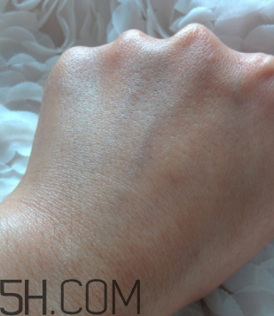 歐萊雅清潤全日保濕凝露怎么樣_好用嗎 歐萊雅清潤全日保濕凝露怎么樣_好用嗎