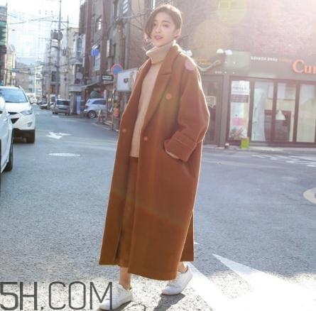 駝色內搭配什么外套？駝色內搭怎么搭配外套？