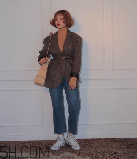 駝色內搭配什么外套？駝色內搭怎么搭配外套？