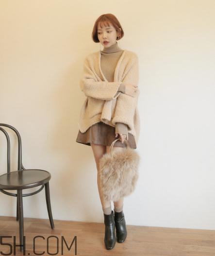 駝色內搭配什么外套？駝色內搭怎么搭配外套？