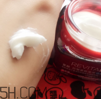 歐萊雅復(fù)顏抗皺緊致晚霜多少錢(qián)_專柜價(jià)格 歐萊雅復(fù)顏抗皺緊致晚霜多少錢(qián)_專柜價(jià)格