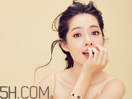 國內(nèi)合格又好用的化妝品有哪些？超詳細(xì)的化妝步驟