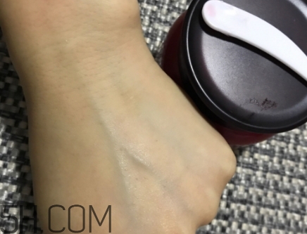 悅詩風(fēng)吟石榴睡眠面膜好用嗎？悅詩風(fēng)吟石榴凝珠睡眠面膜評測