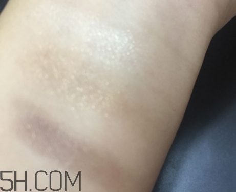 眼影可以帶上飛機(jī)嗎？眼影可以托運(yùn)嗎？