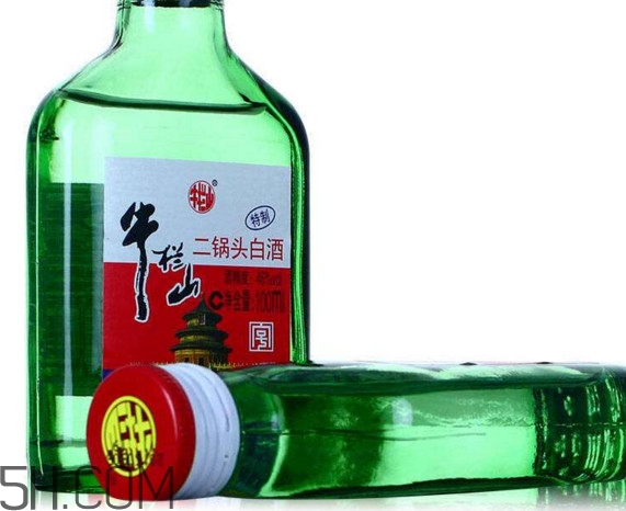 牛欄山二鍋頭是勾兌的嗎？百年牛欄山52度價(jià)格