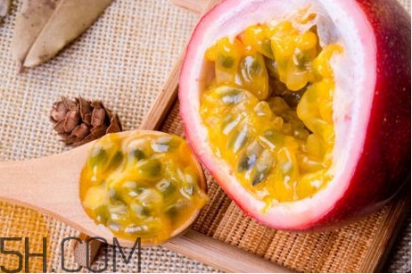 百香果能和柿子一起吃嗎？百香果不能和什么一起吃