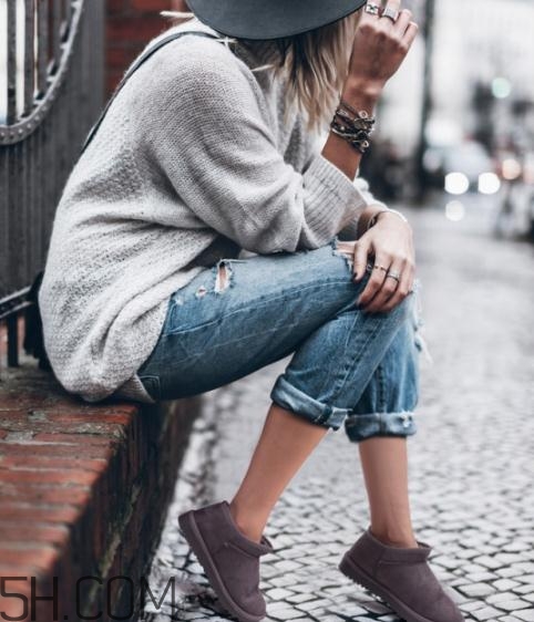 雪地靴買(mǎi)大還是買(mǎi)??？雪地靴買(mǎi)小了怎么辦？