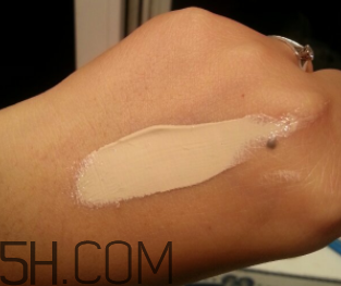 歐萊雅粉bb霜怎么用？歐萊雅粉bb霜使用方法