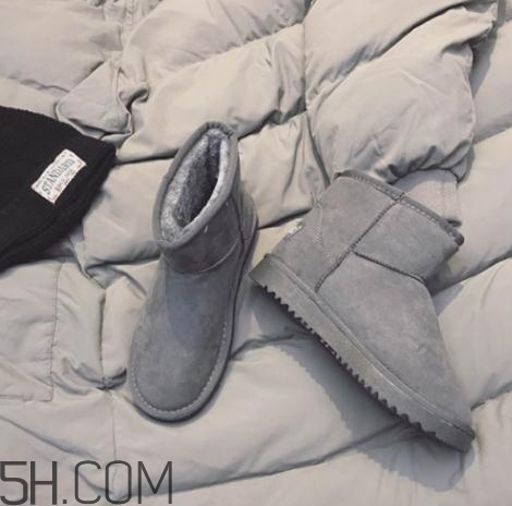 雪地靴上滴了油怎么辦？雪地靴油漬怎么清洗？