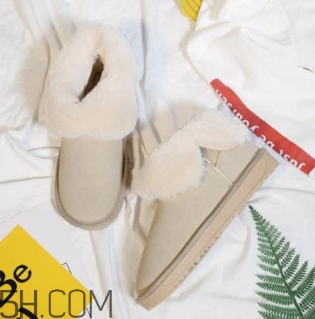 雪地靴買什么顏色好看？雪地靴什么顏色百搭？