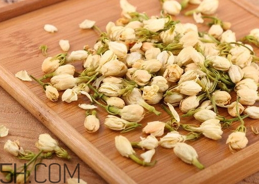 如何選購茉莉花茶？茉莉花茶與綠茶的區(qū)別