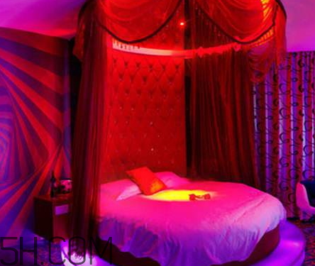 水床為什么是情趣床 水床為什么會(huì)增加情趣 水床為什么是情趣床 水床為什么會(huì)增加情趣