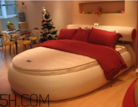 水床為什么是情趣床 水床為什么會(huì)增加情趣 水床為什么是情趣床 水床為什么會(huì)增加情趣