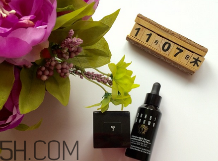 芭比波朗蟲(chóng)草粉底液怎么樣？芭比布朗粉底液色號(hào)有哪些？