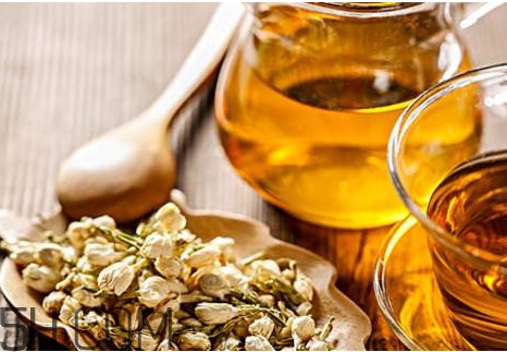 茉莉花茶是帶花的好還是不帶花的好？哪里的茉莉花茶最好