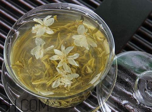 茉莉花茶是帶花的好還是不帶花的好？哪里的茉莉花茶最好