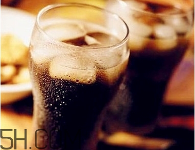 可樂煮梨喝有什么好處？女生月經(jīng)期間可以喝可樂嗎？