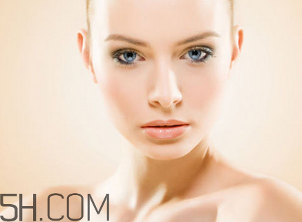 bobbi brown明星產(chǎn)品有哪些？bobbi brown膠囊氣墊好用嗎？