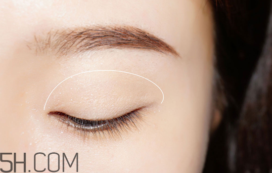 國(guó)產(chǎn)彩妝排行榜前十名 新手化妝詳細(xì)步驟和技巧圖解 國(guó)產(chǎn)彩妝排行榜前十名 新手化妝詳細(xì)步驟和技巧圖解