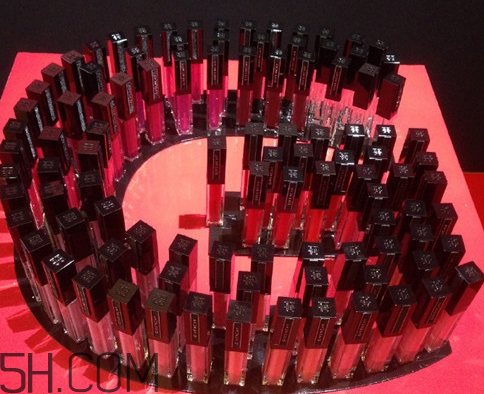 紀梵希明星產(chǎn)品有哪些？紀梵希2018彩妝新品有什么？